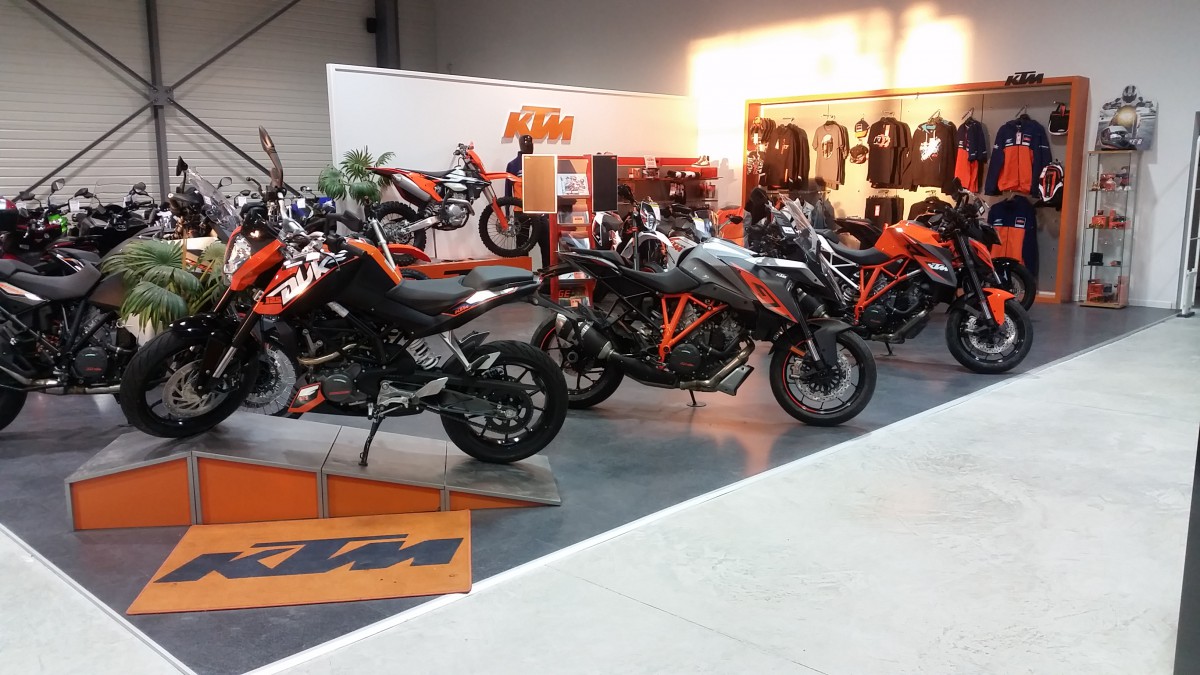 KTM LE MANS LE MANS MOTO votre concessionnaire KTM à Le Mans (72)